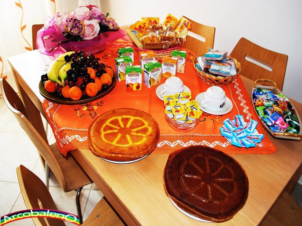 Il Nuovo Arcobaleno Couette-café *